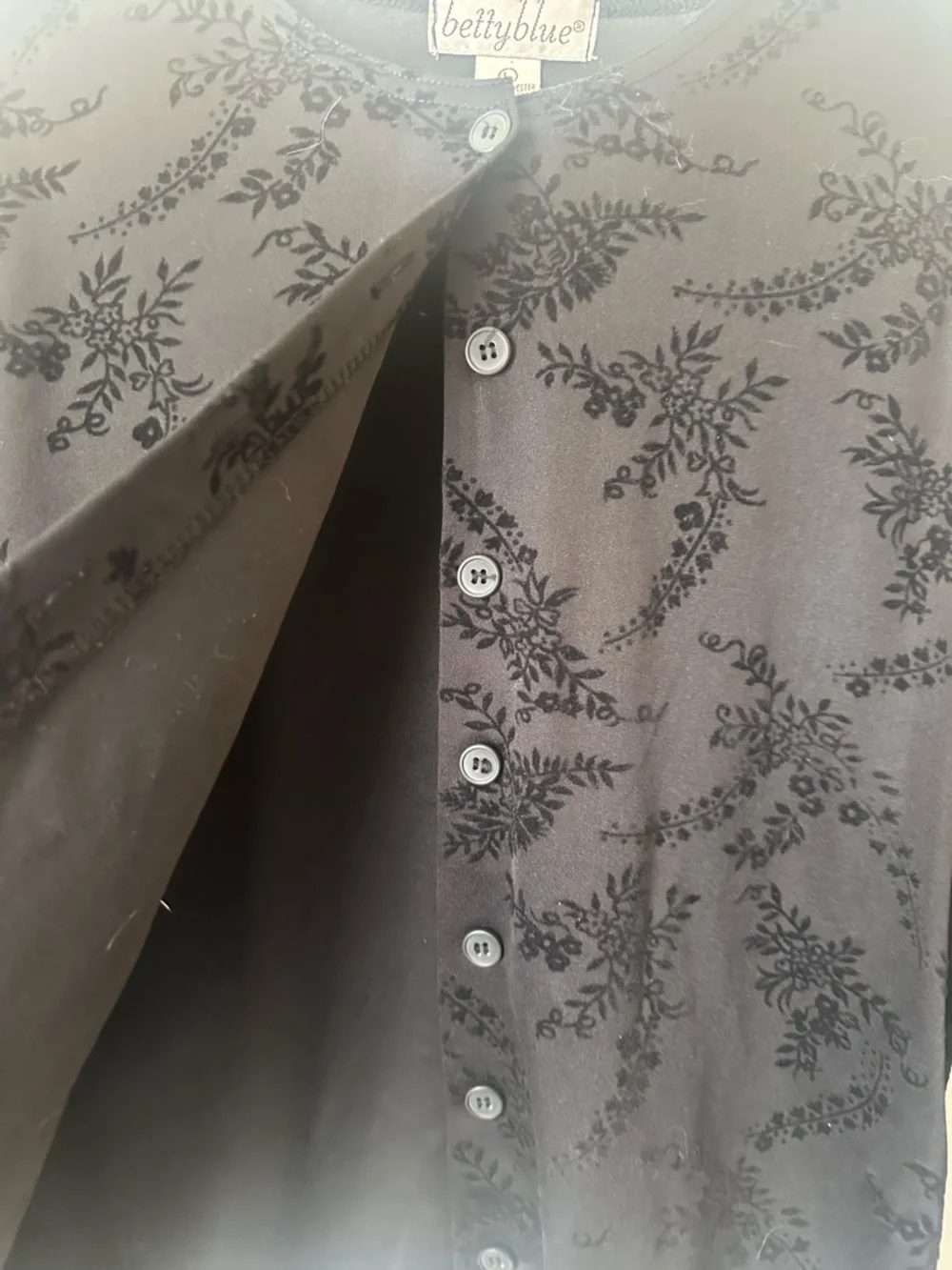 Betty Blue Black Floral-Pattern Button-Front Shirt - Picture 5 of 5